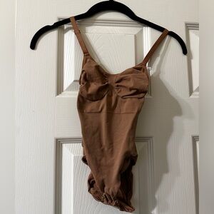 skims sculpting bodysuit